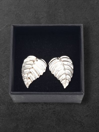 Vintage 925 Sterling Silver Leaf Stud Earrings