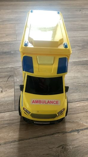 Toy ambulance