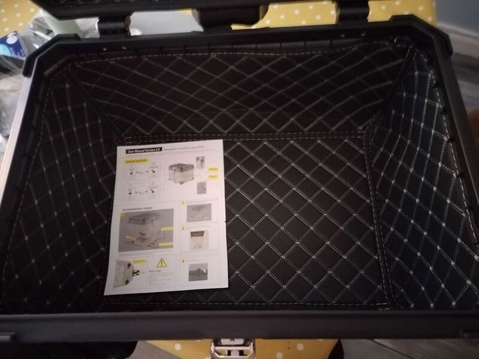 Large motorcycle top box