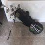 A selection of junior golf clubs and bag. Image 10