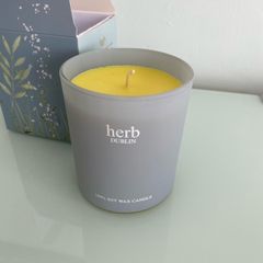 Herb Dublin Scented Candle