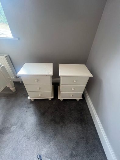 Bedroom suite