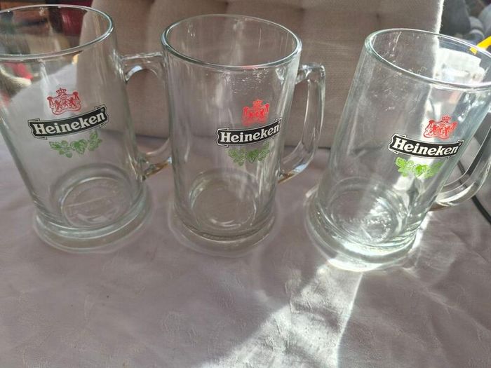 4 Vintage Heineken glass beer tankards/mugs.