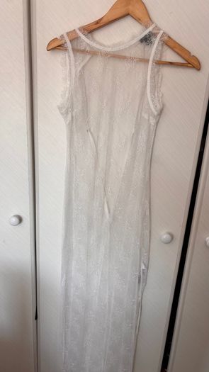 Women dress Karen millen summer. Beach