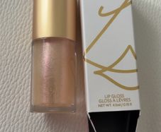 Lisa Eldridge Gloss Embrace Lip Gloss 4.5ml shade Dancing Rose