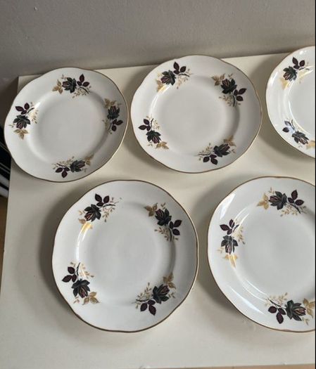 Set of five Royal Tara plates