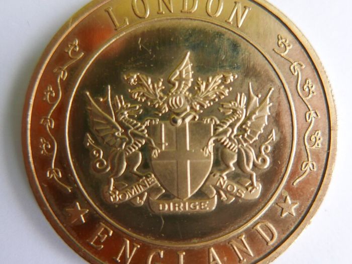 Vintage London England Medal