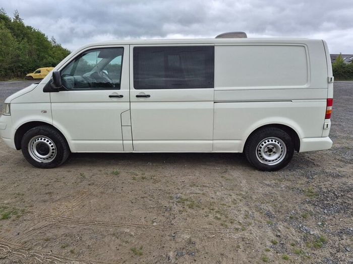 VW T5 Camper Van