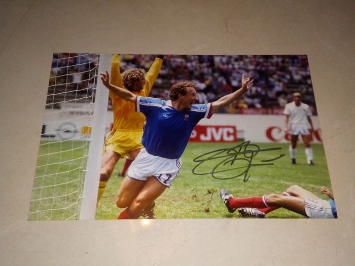 Jean Pierre Papin signed