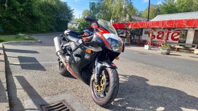 Aprilia RSV1000