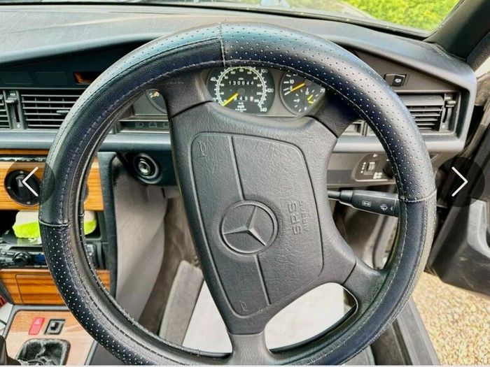 Mercedes 190E