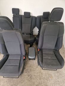 2016 toyota  rav4 seats & armrest