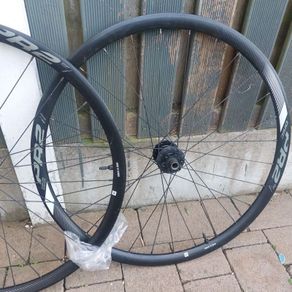 pr2 tubeless ready disc rims