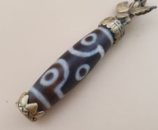 Vintage 6 Eyes Hiamalyan Tibetan Agate Bead Brass Pendant