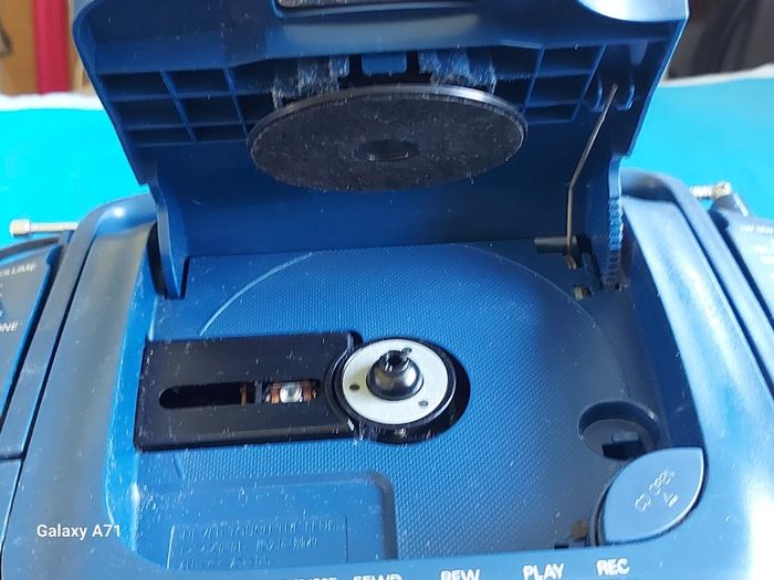 SANYO CD, Tape and Radio music System, Model MCD-Z155L, in excellent condition, and all functions work fine,
