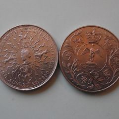 Great Britain. 2 Coins@25 New Pence (1977&1980)