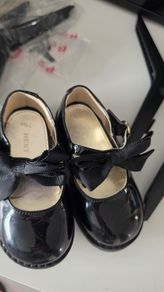 Black wide fit shoes size 7.5 and 9. Big fitting