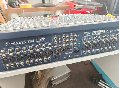 soundcraft LX7II  16 channel mixing desk.