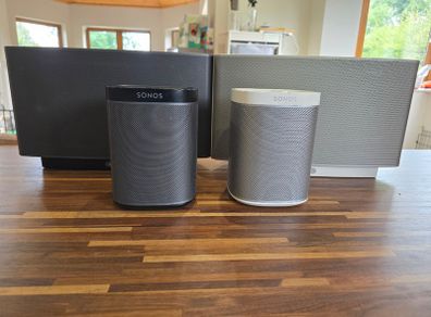 Sonos Speakers  2  Play 1 and 2  Play 5