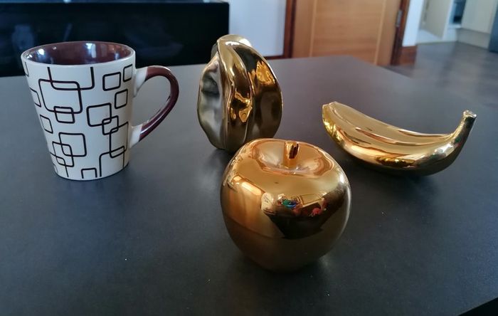 3 Ornaments