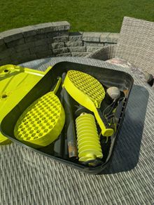 Swingball tennis