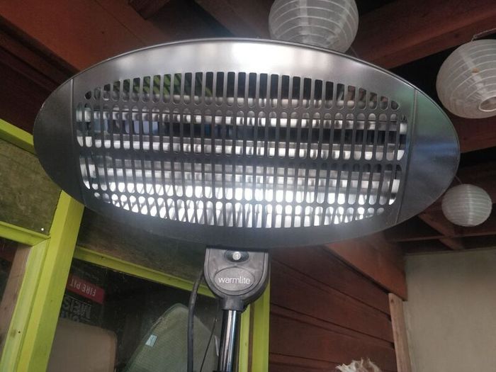 Warmlite WL42009 Quartz Portable Patio Heater