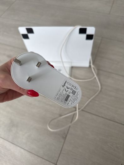 dyson charger