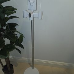 DYSON standing floor dock fir dyson v15 and v11
