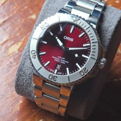 Oris Aquis cherry