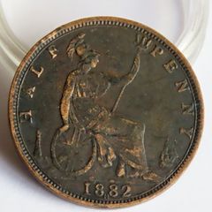 1882 Halfpenny Victoria Heaton mint Bronze