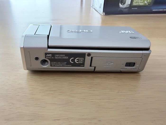 JVC digital camcorder HD Everio GZ-VX715