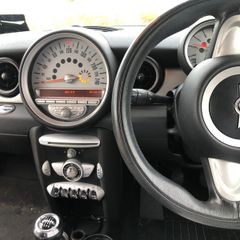 08 Mini One - For repair or Breaking