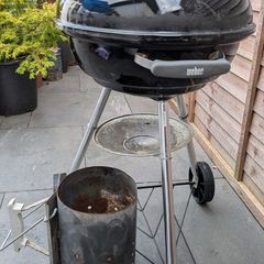 Weber 47cm Compact Charcoal BBQ