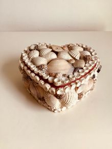 Vintage Heart-Shaped Seashell Jewellery Trinket Box
