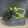 Kids Winter boots size 32/1 Image 2
