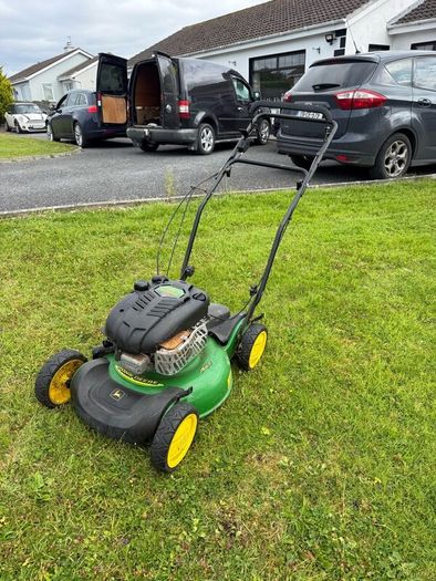 Js 63  John Deere mulcher lawmower