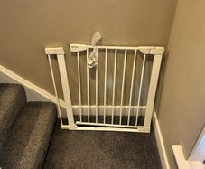 Noma Pressure Fit Stair Gate White with extension