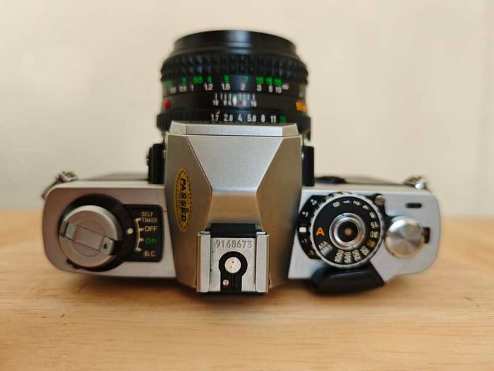 Minolta XG9 (1983) + Lens MD Rokkor 45mm f2 - Serviced & Ready to Use Film Camera