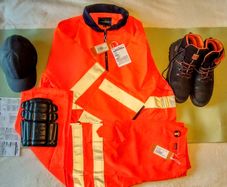 Complete Workwear Bundle. Hi-Vis Jacket, Trousers, Polo Shirt, Boots & Cap.