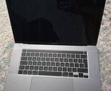 Macbook 16 inch i7 32GB RAM 2019