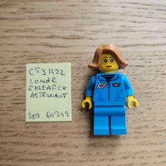 lego cty1422 lunar research astronaut, set 60349