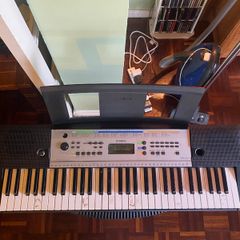 YPT-255 61 Key Portable Keyboard Working Order