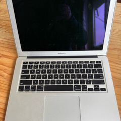 Apple Macbook Air 13' 2011