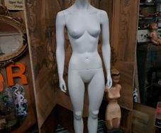 Female Mannequin