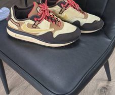 air max x Travis Scott