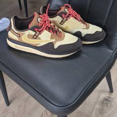 air max x Travis Scott