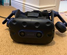 HTC Vive Pro 2 + 1 VR headsets, Wireless Adapter, Valve Index Controllers + more
