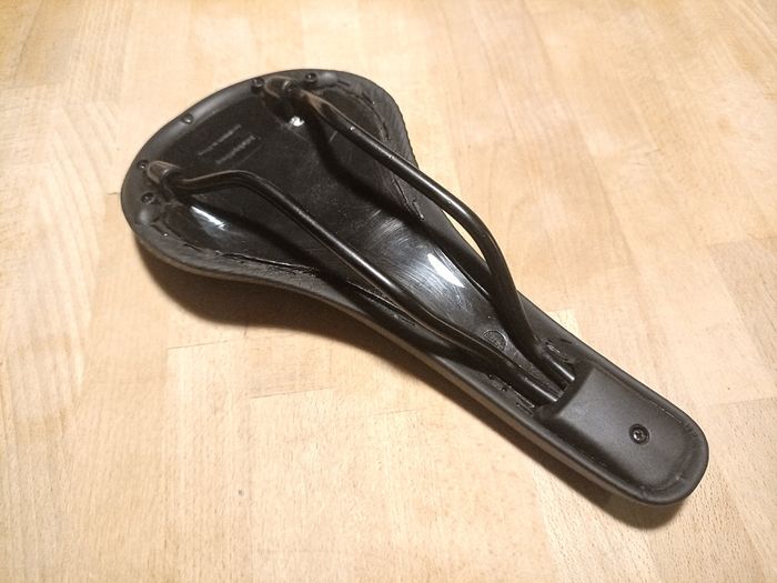 Van Rysel bike saddle