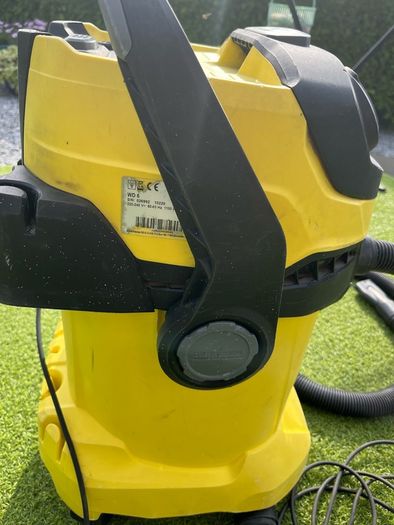 vacuum karcher WET & DRY