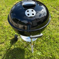 WEBER Compact 57cm Charcoal BBQ